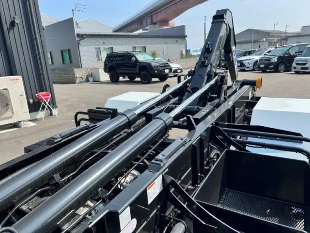 三菱 ファイター 中型/増トン アームロール ツインホイスト 2KG-FK72Fの中古トラック画像8