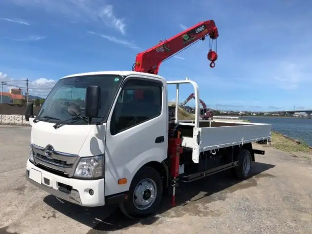 日野 デュトロ 小型 クレーン付 5段 ラジコン の中古トラック【車両No.196774】