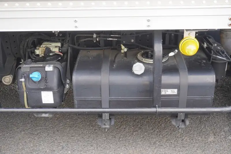 三菱 キャンター 小型 アルミバン パワーゲート サイドドアの中古トラック画像16