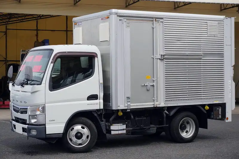 三菱 キャンター 小型 アルミバン パワーゲート サイドドア の中古トラック【車両No.196886】