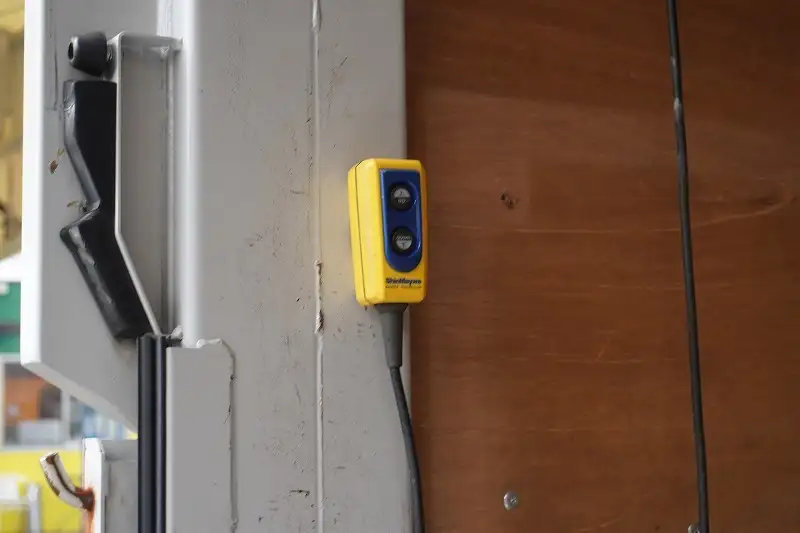 三菱 キャンター 小型 アルミバン パワーゲート TPG-FEA50の中古トラック画像6