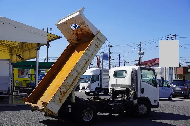 いすゞ エルフ 小型 ダンプ ローダー 強化の中古トラック画像4