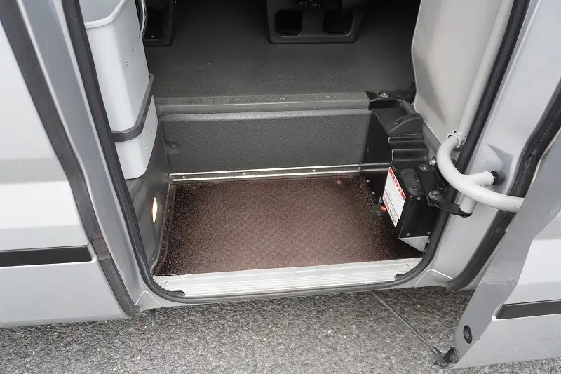 日野 リエッセ 小型 バス マイクロバス SKG-XZB70Mの中古トラック画像5