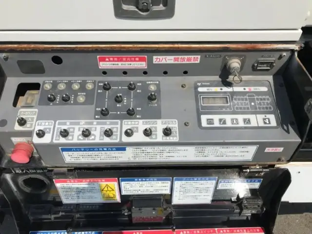 いすゞ エルフ 小型 高所・建柱車 高所作業車 PDG-NKR85YNの中古トラック画像10