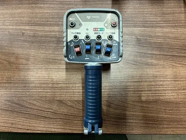 いすゞ エルフ 小型 クレーン付 3段 ラジコンの中古トラック画像10
