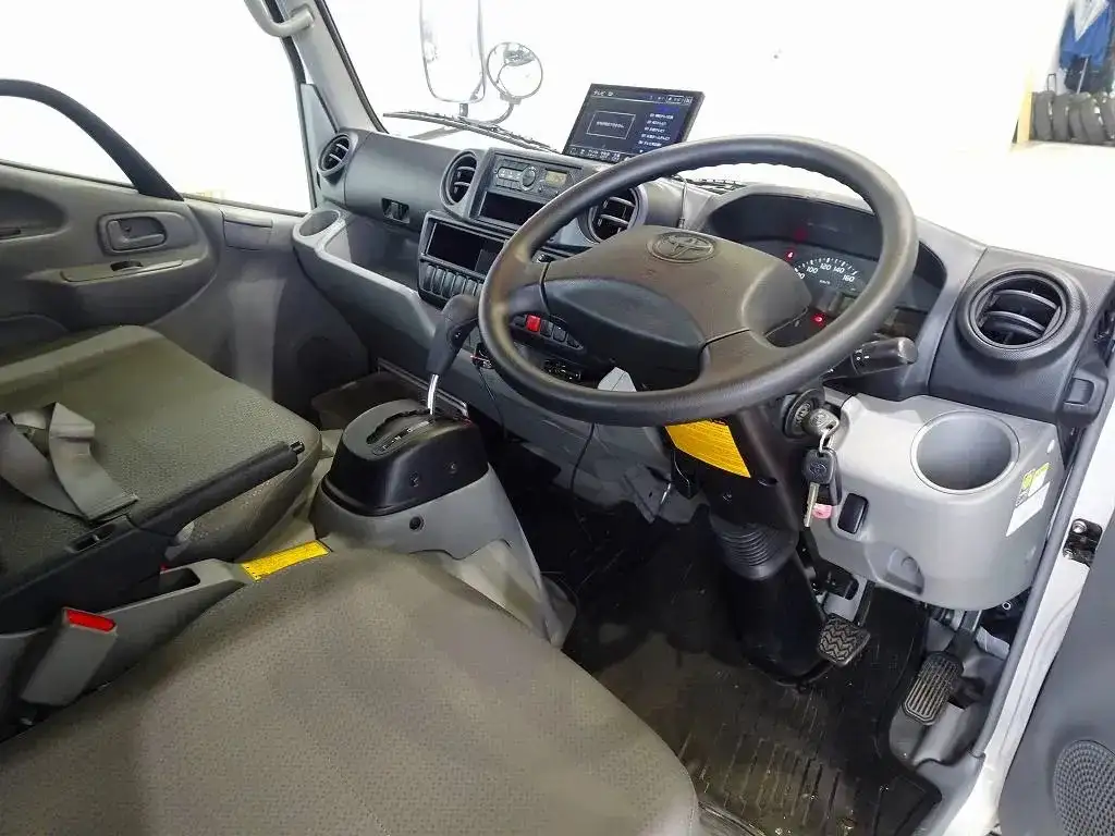 トヨタ ダイナ 小型 平ボディ LDF-KDY281 H31/R1の中古トラック画像8