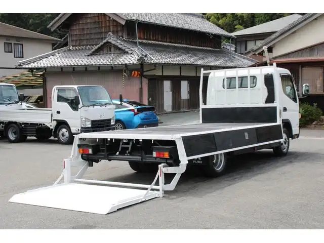三菱 キャンター 小型 平ボディ パワーゲート の中古トラック画像4