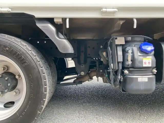いすゞ エルフ 小型 平ボディ  R2の中古トラック画像像17