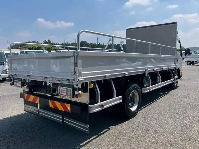 日野 デュトロ 小型 平ボディ  H29の中古トラック画像2