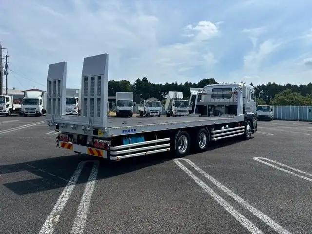 いすゞ ギガ 大型 車両重機運搬 ラジコン ウインチの中古トラック画像2