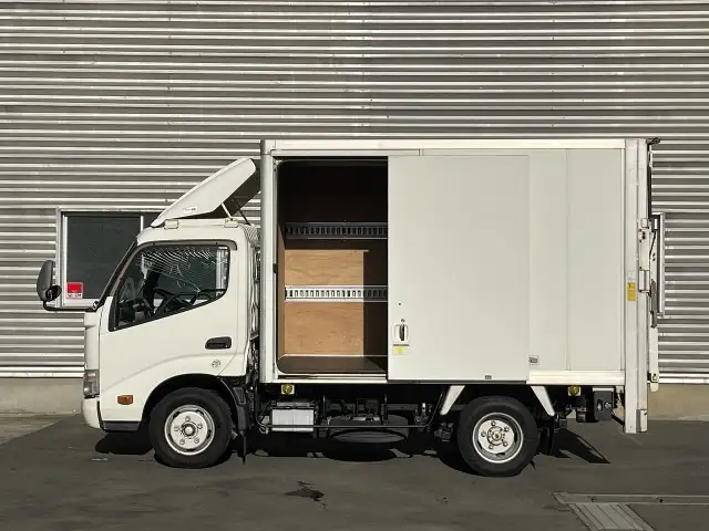 トヨタ トヨエース 小型 アルミバン パワーゲート サイドドアの中古トラック画像4