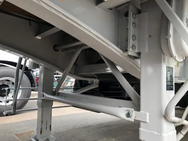 トレクス 国産車その他 トレーラー/その他 トレーラー 3軸 エアサスの中古トラック画像13