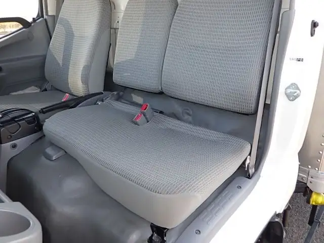 トヨタ トヨエース 小型 アルミバン TPG-XZU605 H30の中古トラック画像10