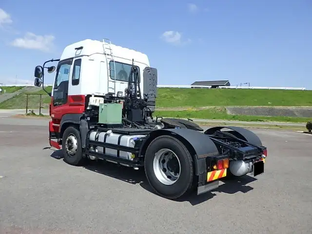 いすゞ ギガ 大型 トラクター ハイルーフ 1デフの中古トラック画像5