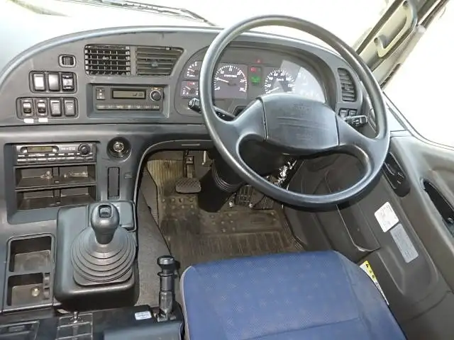 いすゞ ギガ 大型 トラクター ハイルーフ 1デフの中古トラック画像12