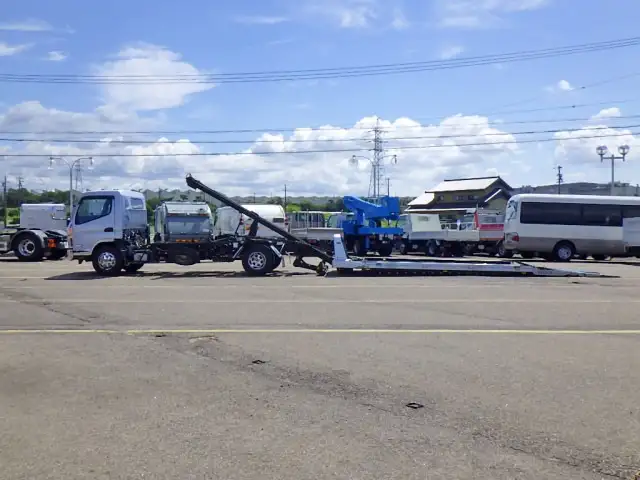 三菱 キャンター 小型 車両重機運搬 ラジコン ウインチの中古トラック画像4