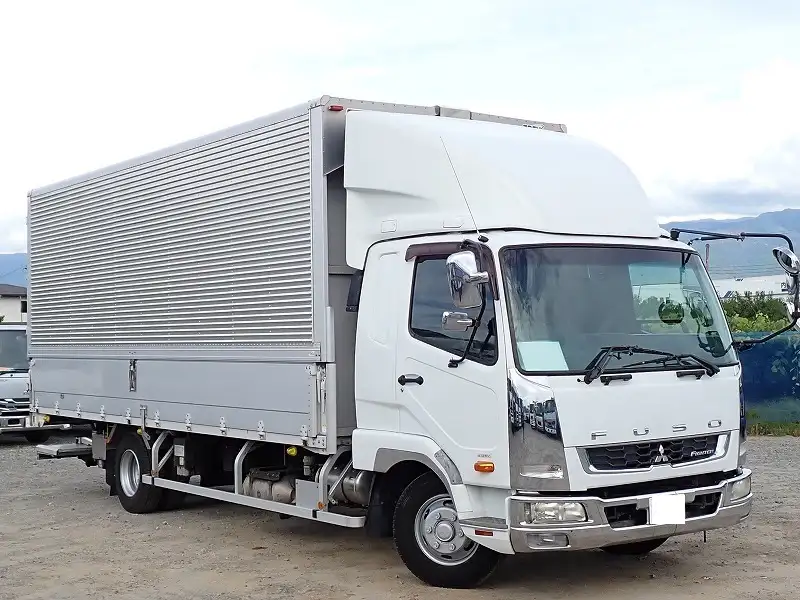 三菱 ファイター 中型/増トン アルミバン パワーゲート ベッドの中古トラック画像3