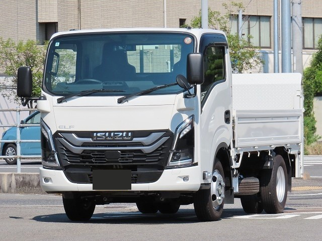 いすゞ ギガ 大型 ウイング エアサス ベッド の中古トラック【車両No.107645】
