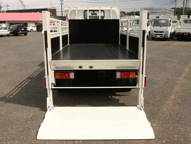 トヨタ トヨエース 小型 平ボディ パワーゲート 床鉄板の中古トラック画像7