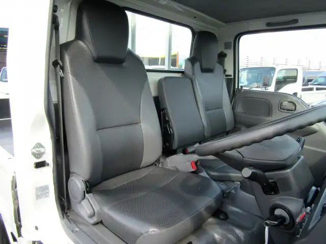 いすゞ エルフ 小型 平ボディ TPG-NJR85A H31/R1の中古トラック画像10