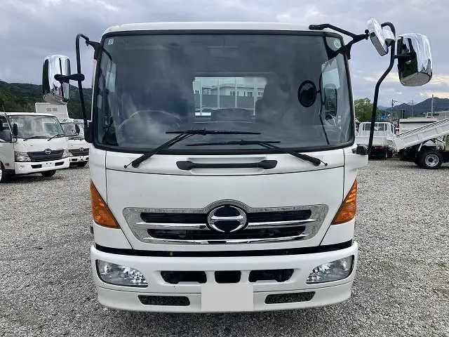 日野 レンジャー 中型/増トン 平ボディ パワーゲート 床鉄板の中古トラック画像2