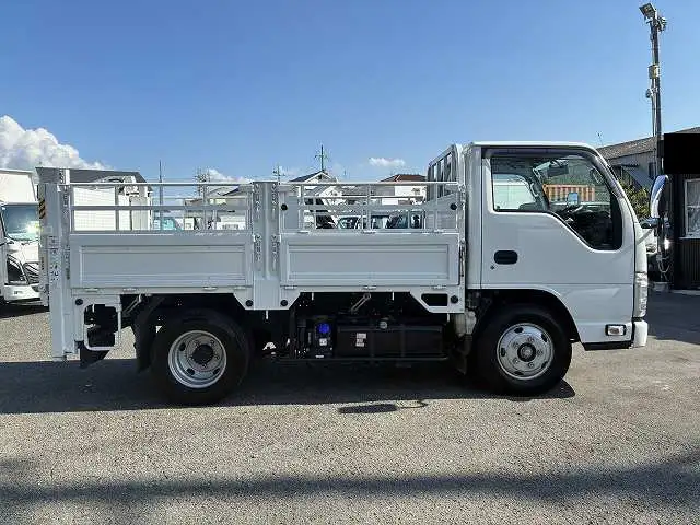 いすゞ エルフ 小型 平ボディ パワーゲート 床鉄板の中古トラック画像3