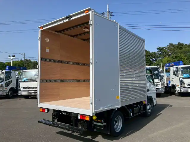 三菱 キャンター 小型 アルミバン 2RG-FBA20 R7の中古トラック画像6