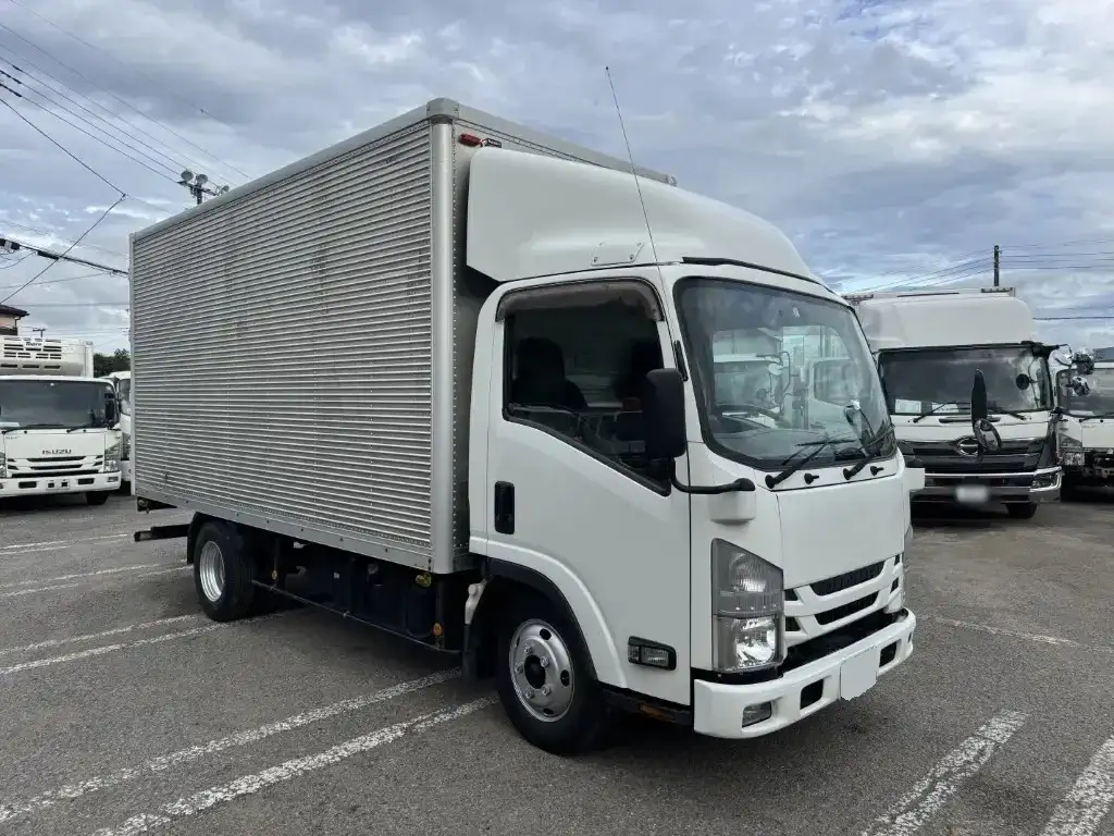 いすゞ エルフ 小型 アルミバン サイドドア TPG-NMR85ANの中古トラック画像2