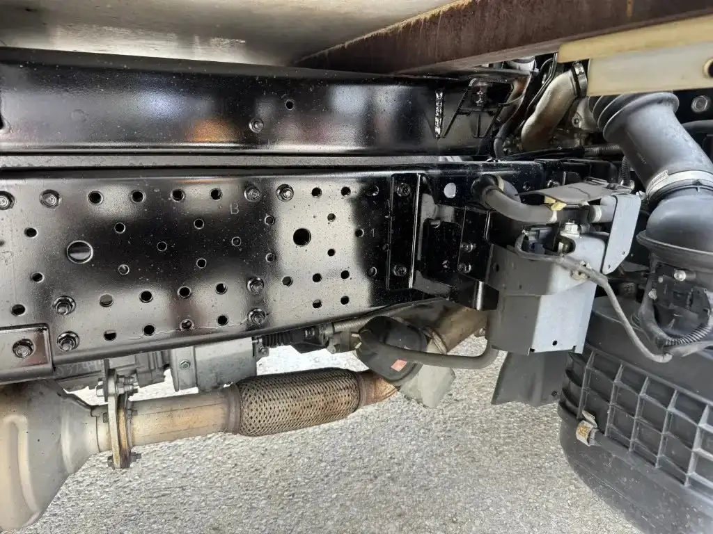 いすゞ エルフ 小型 冷凍冷蔵 低温 パワーゲートの中古トラック画像像17