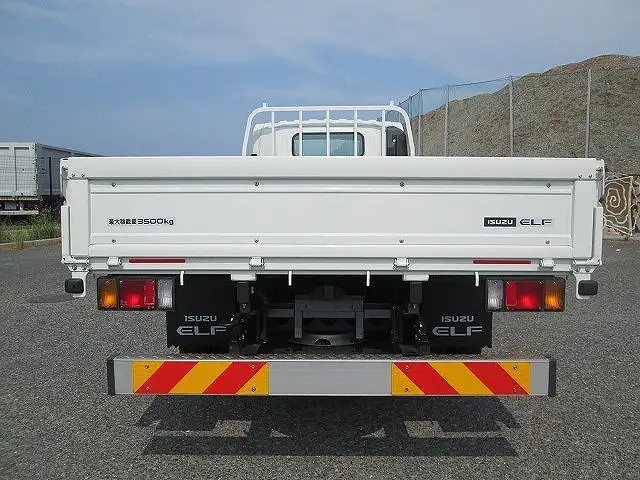 いすゞ エルフ 小型 平ボディ 2PG-NPR88AR R2の中古トラック画像6