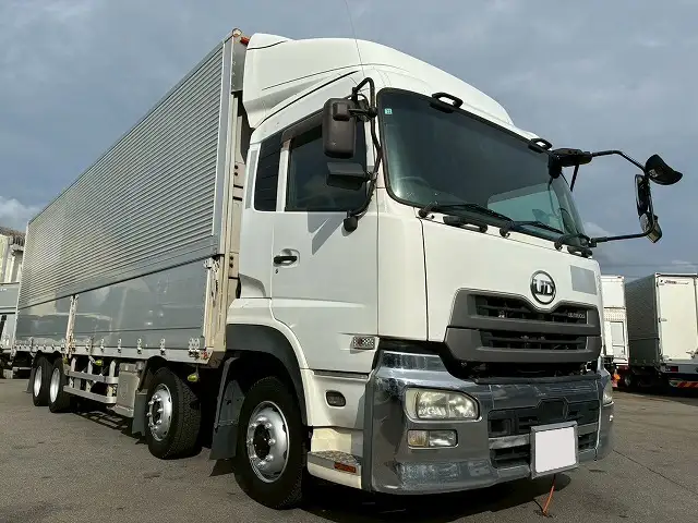 日産UD クオン 大型 ウイング パワーゲート エアサスの中古トラック画像2