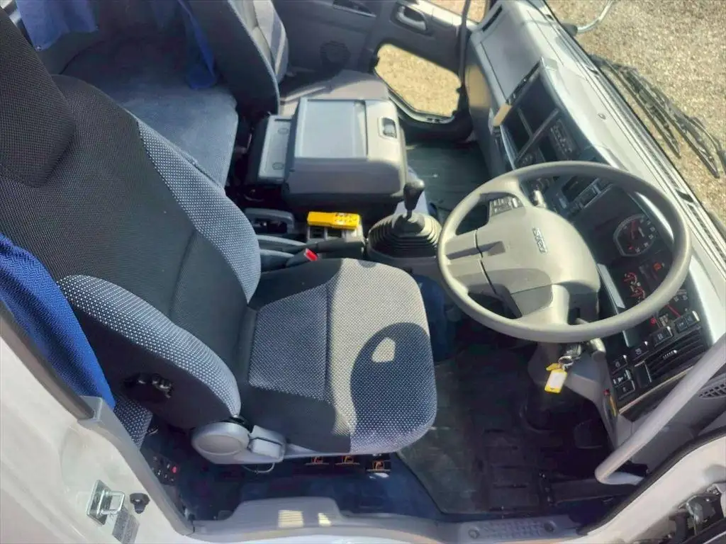 いすゞ フォワード 中型/増トン 車両重機運搬 ラジコン ウインチの中古トラック画像11