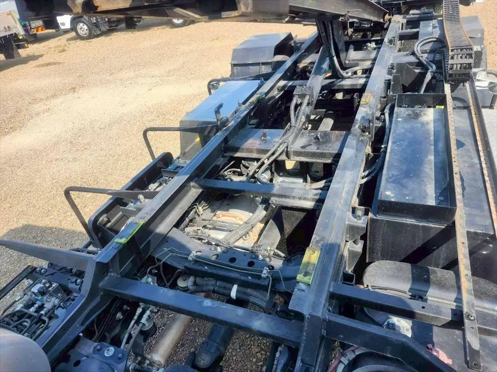 いすゞ フォワード 中型/増トン 車両重機運搬 ラジコン ウインチの中古トラック画像16