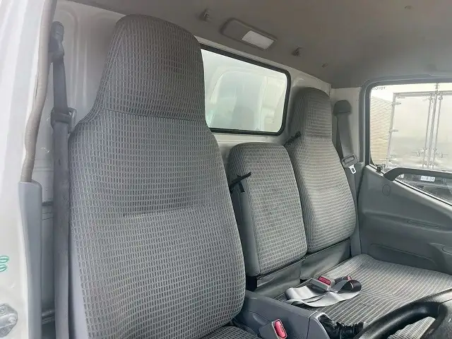 日野 デュトロ 小型 冷凍冷蔵 低温 サイドドアの中古トラック画像12