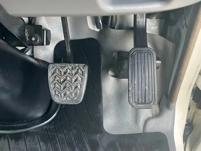 日野 デュトロ 小型 冷凍冷蔵 低温 サイドドアの中古トラック画像14