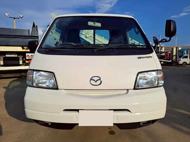 マツダ ボンゴ 小型 平ボディ DBF-SLP2L H28の中古トラック画像2