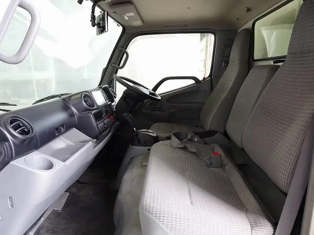 トヨタ トヨエース 小型 アルミバン サイドドア LDF-KDY231の中古トラック画像13