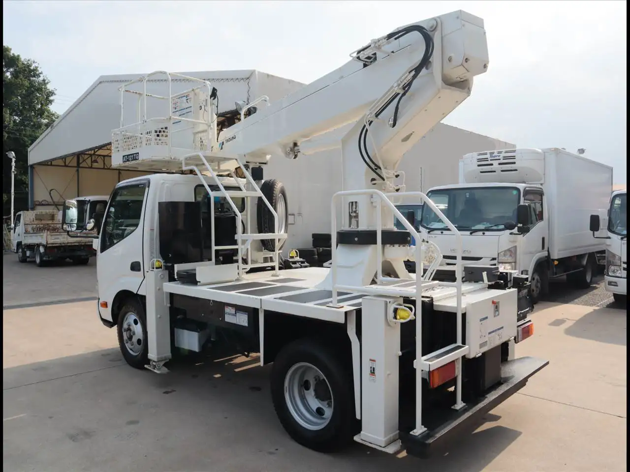 日野 デュトロ 小型 高所・建柱車 高所作業車 2RG-XZU600Xの中古トラック画像4