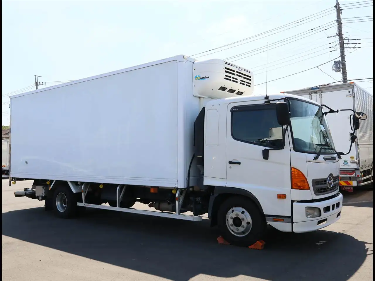 日野 レンジャー 中型/増トン 冷凍冷蔵 低温 パワーゲートの中古トラック画像2
