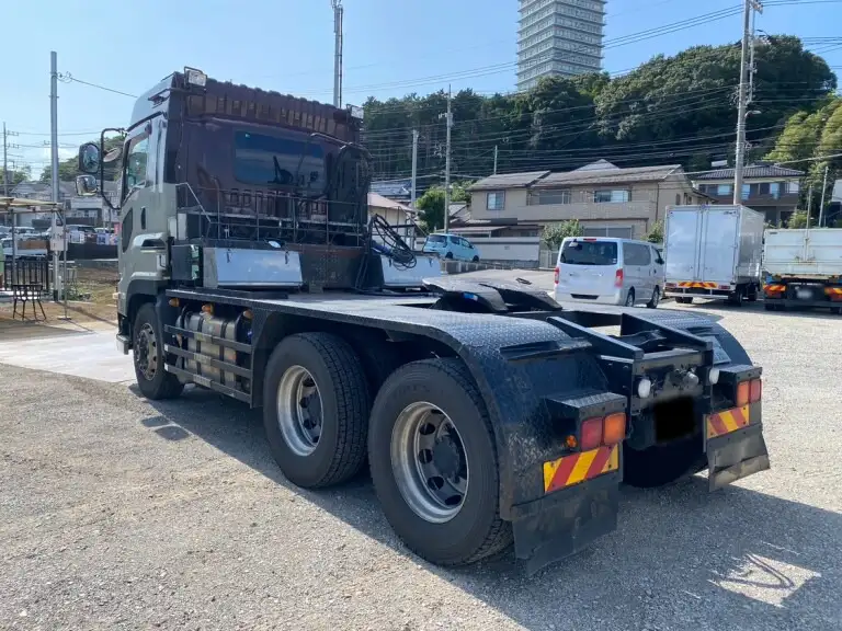 いすゞ ギガ 大型 トラクター ハイルーフ 2デフの中古トラック画像5