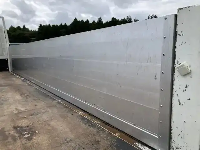 いすゞ エルフ 小型 平ボディ パワーゲート アルミブロックの中古トラック画像9