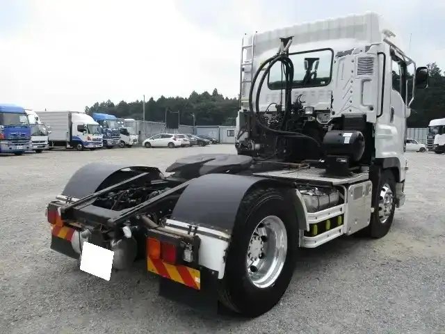 いすゞ ギガ 大型 トラクター ハイルーフ 1デフの中古トラック画像3