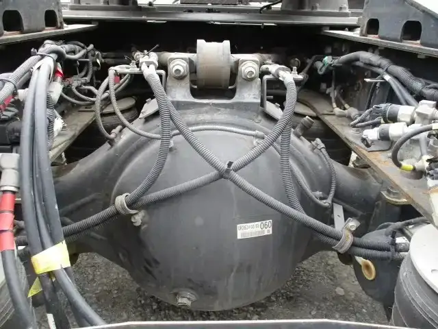いすゞ ギガ 大型 トラクター ハイルーフ 1デフの中古トラック画像像17