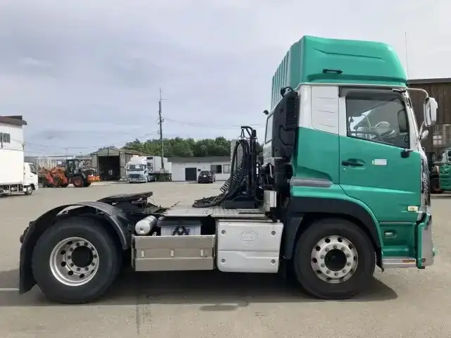 日産UD クオン 大型 トラクター ハイルーフ 1デフの中古トラック画像3