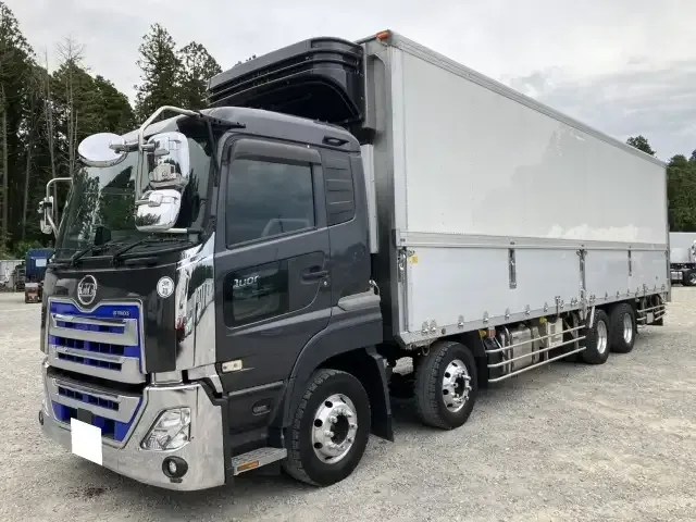 日産UD クオン 大型 冷凍冷蔵