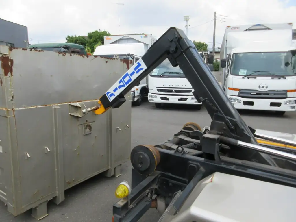 三菱 キャンター 小型 アームロール コンテナ付き ツインホイストの中古トラック画像8