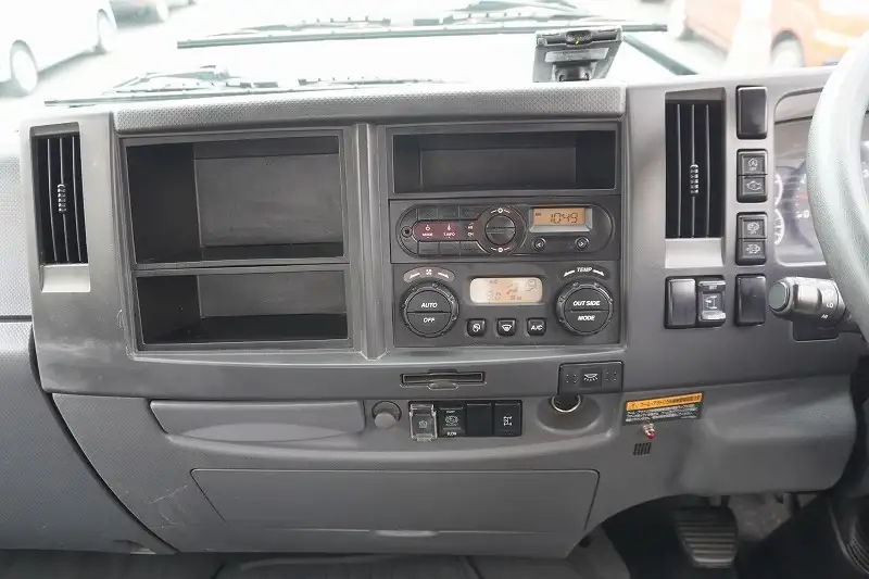 いすゞ フォワード 中型/増トン クレーン付 4段 ラジコンの中古トラック画像16