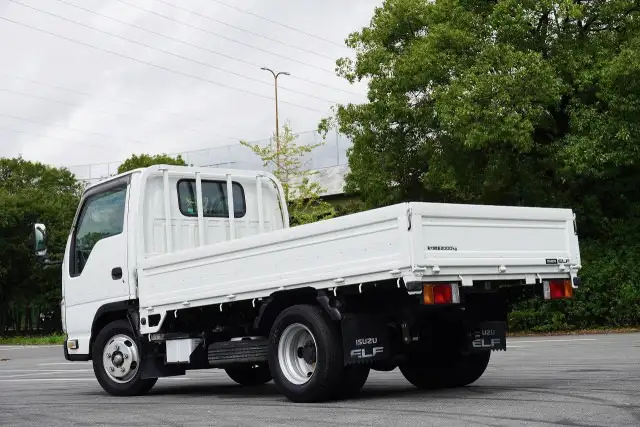 いすゞ エルフ 小型 平ボディ TKG-NJR85A H26の中古トラック画像4