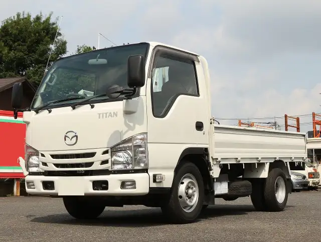 マツダ タイタン 小型 平ボディ 2RG-LHR88A R2 の中古トラック【車両No.197314】