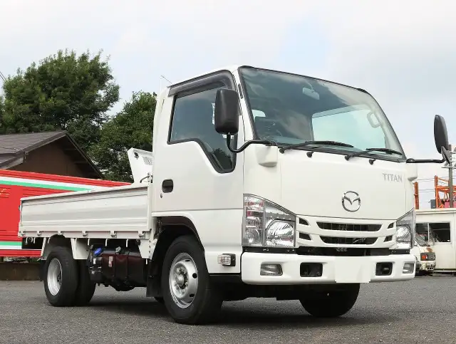 マツダ タイタン 小型 平ボディ 2RG-LHR88A R2の中古トラック画像2